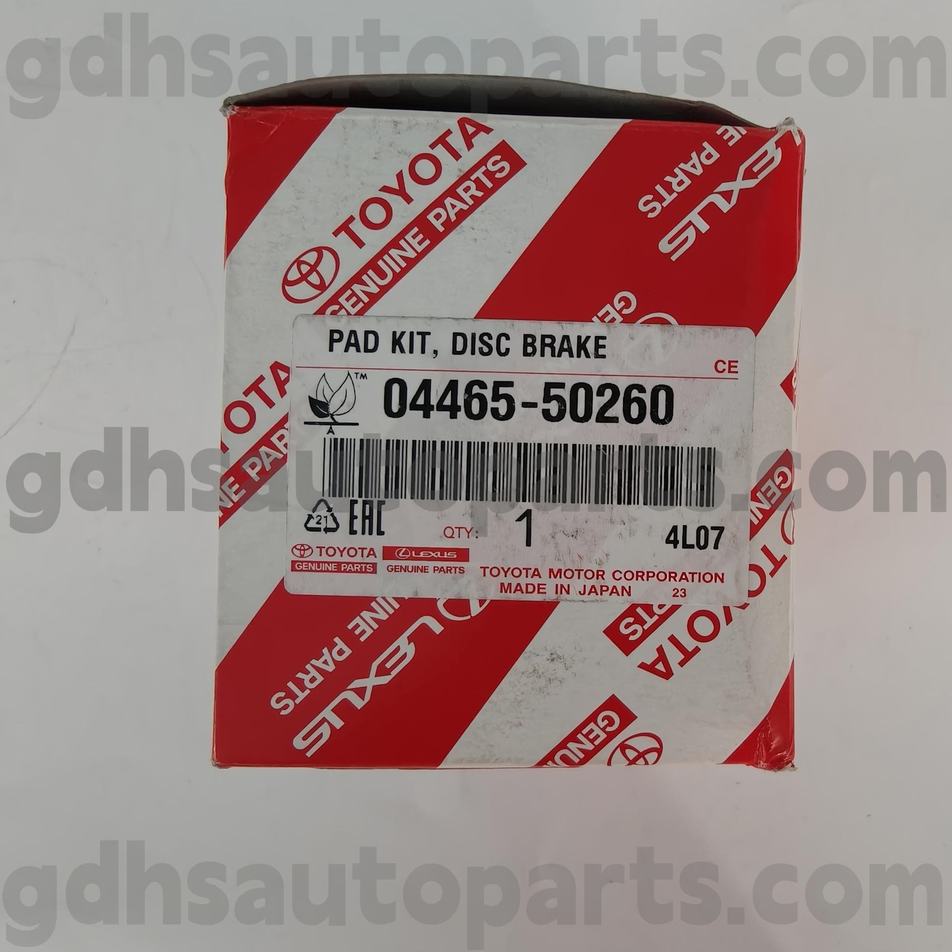 04465-50260 Toyota ชิ้นส่วนของแท้ผ้าเบรคด้านหน้าสำหรับ LS460/460L, LS600H/600HL หมายเลขแชสซี USF4# UVF4#