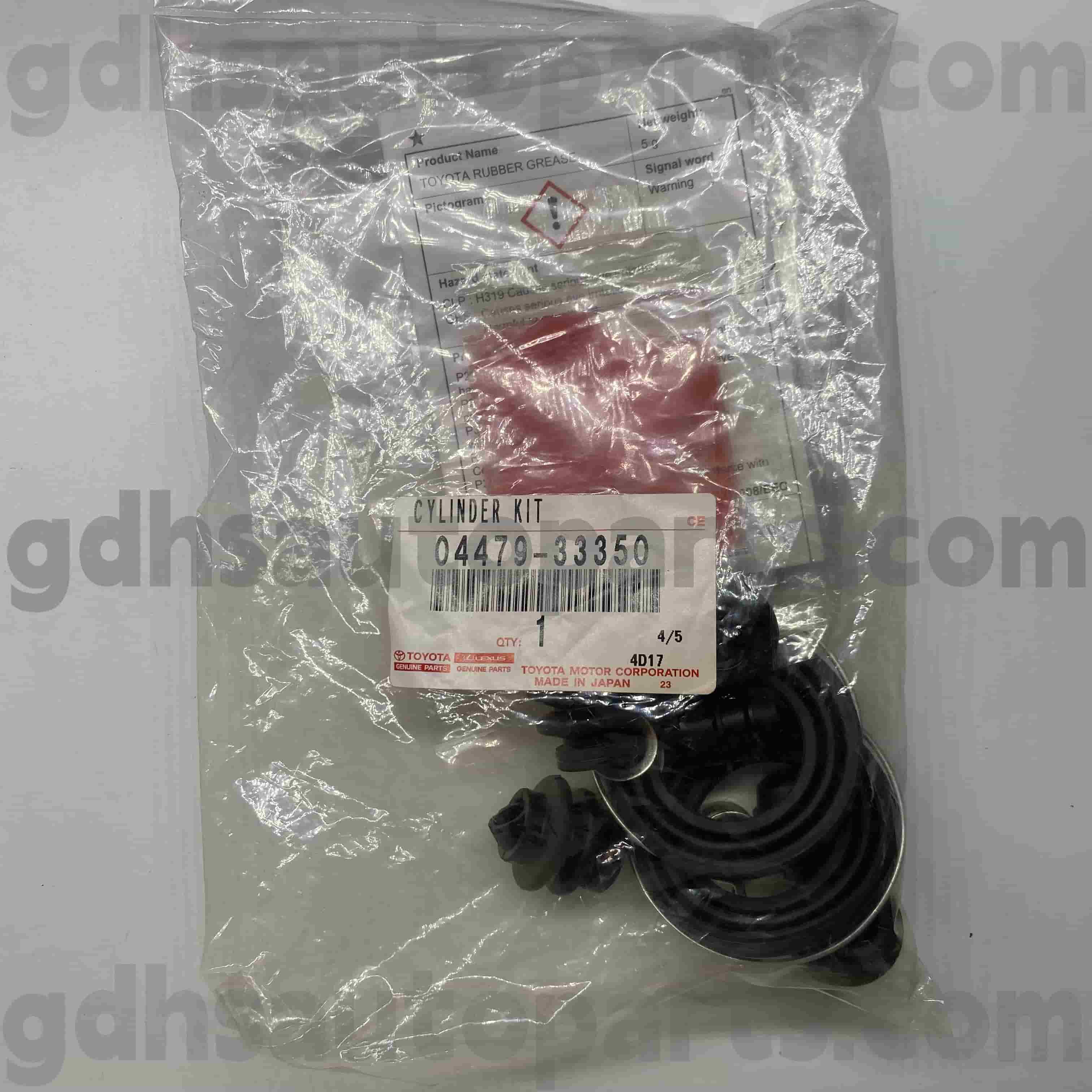 04479-33350 Toyota ชิ้นส่วนของแท้ชุดซ่อมเบรกหลังเบรกสำหรับ Harrier/Hybrid, RAV4, Mark X Zio Chassis หมายเลข ACV40 GSV40 ACA3# AS