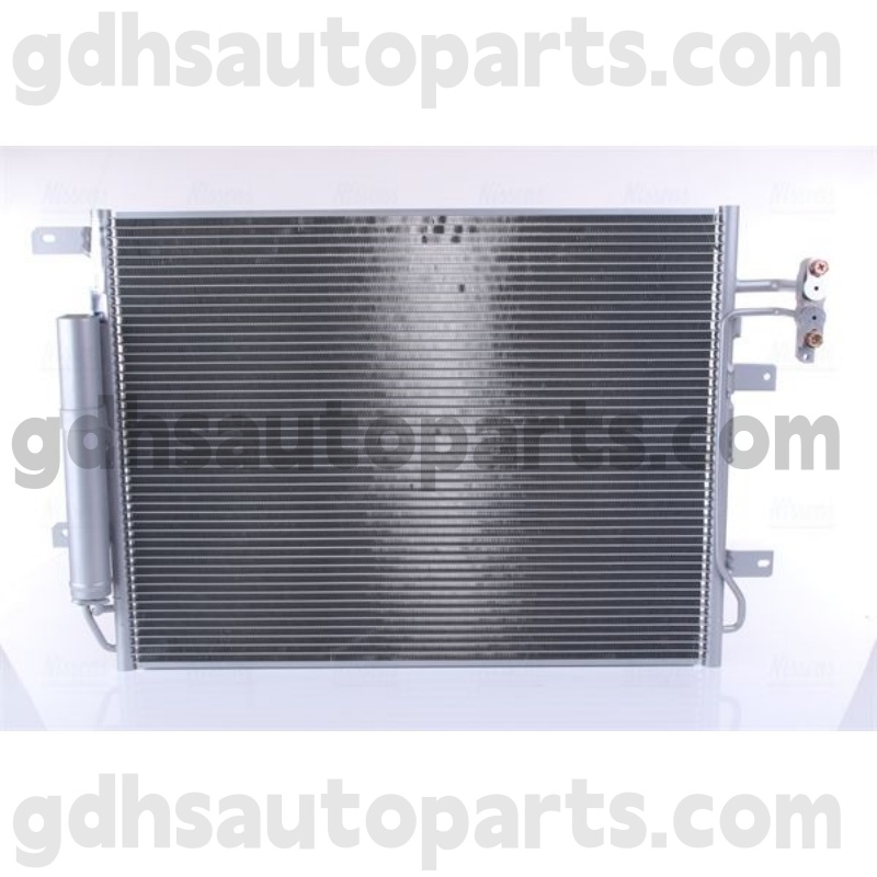 940481 คอนเดนเซอร์ Nissens สำหรับ Range Rover OE NO LR097939